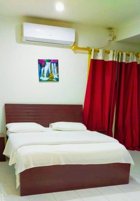 Hala Hotels Apartments Sharjah Ngoại thất bức ảnh