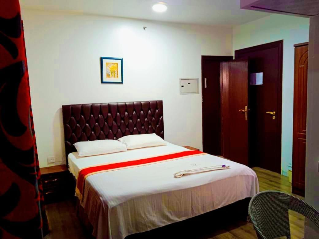 Hala Hotels Apartments Sharjah Ngoại thất bức ảnh