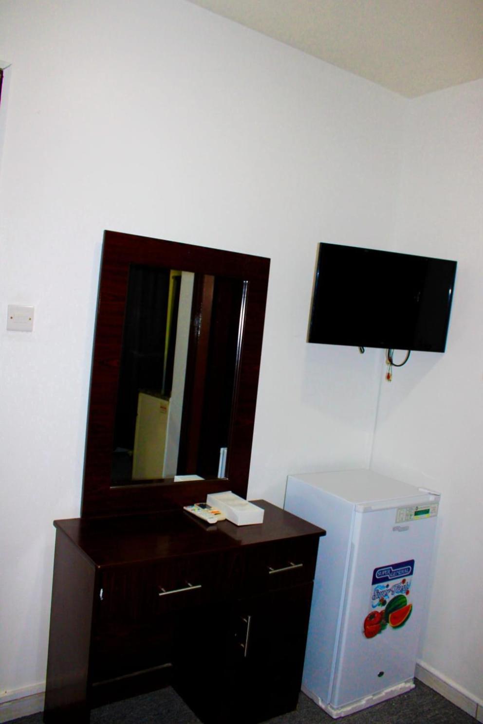 Hala Hotels Apartments Sharjah Ngoại thất bức ảnh